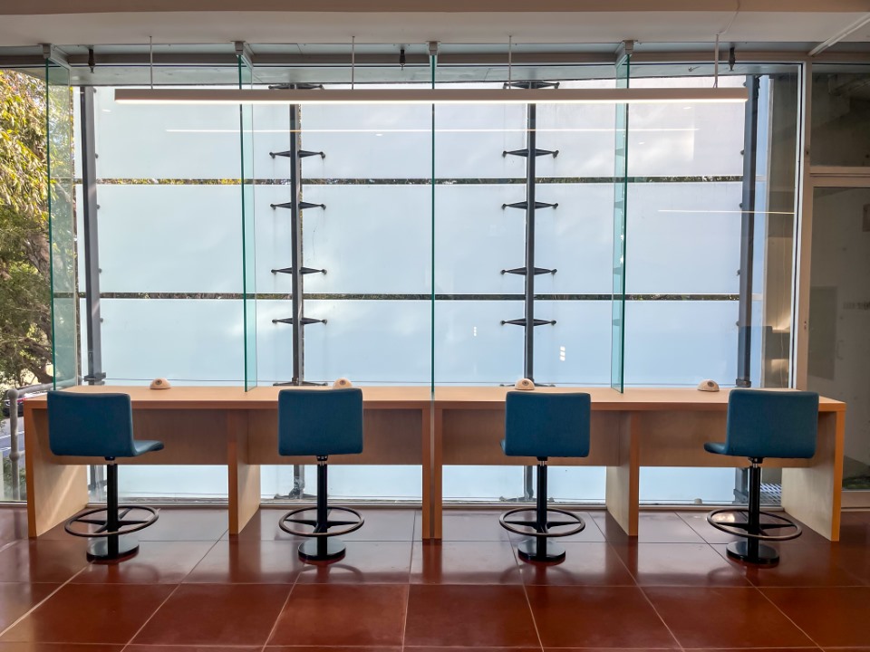 Study counter (Back)  - wide shot at Randwick Campus